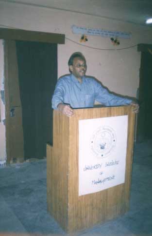 Dr.J.N.Gupta (Executive Director, Kanpur Stock Exchange,Kanpur)